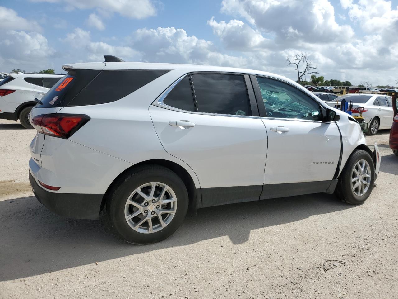 2022 CHEVROLET EQUINOX LT VIN:3GNAXUEV7NL239087