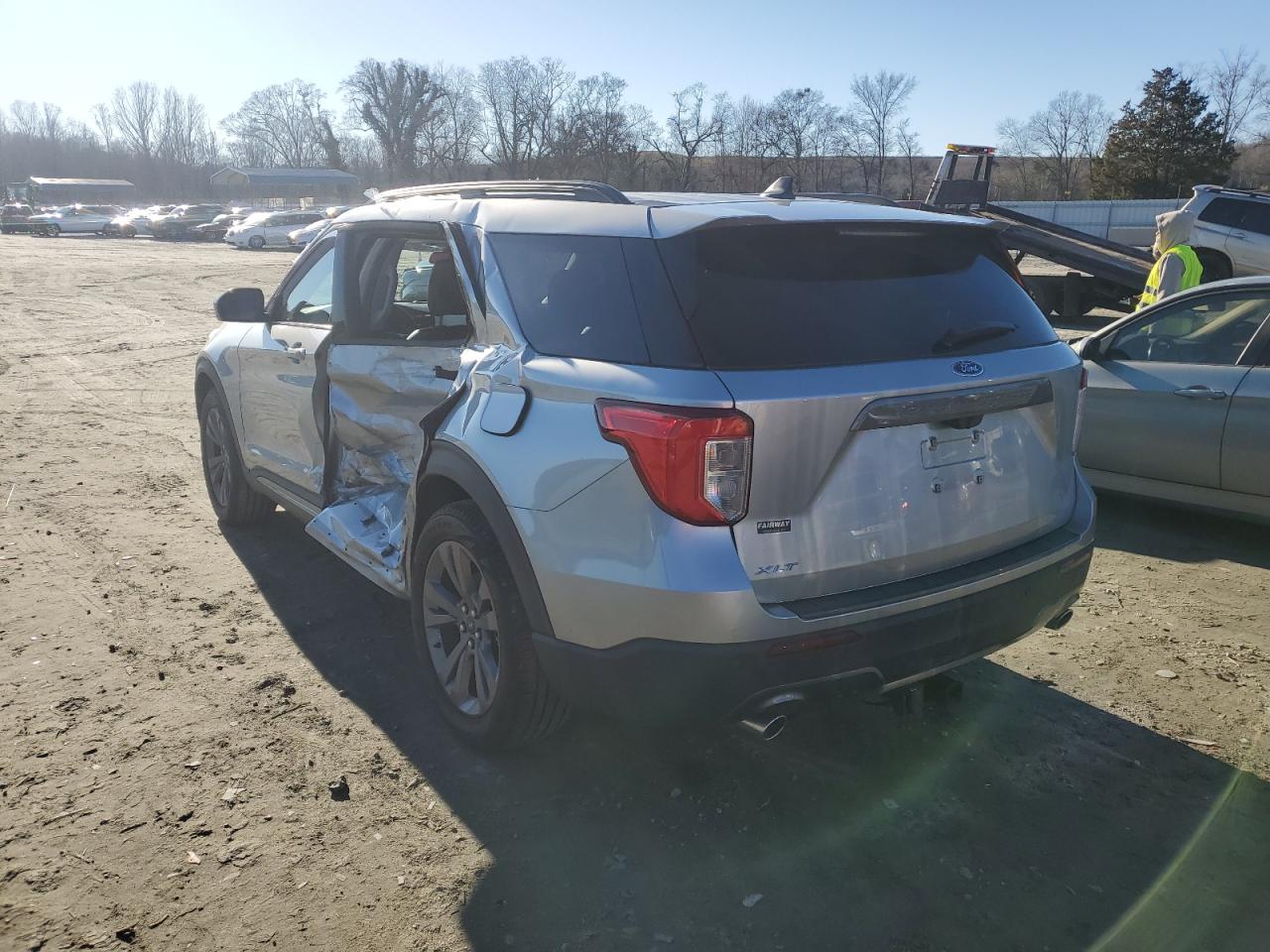 2022 FORD EXPLORER XLT VIN:1FMSK7DH2NGC44352