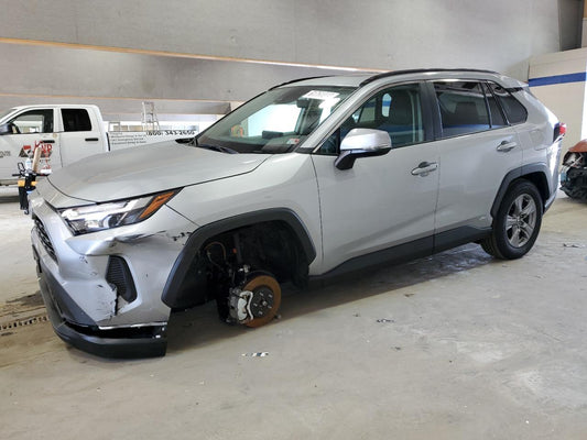 2024 TOYOTA RAV4 XLE VIN:2T3RWRFV8RW196551