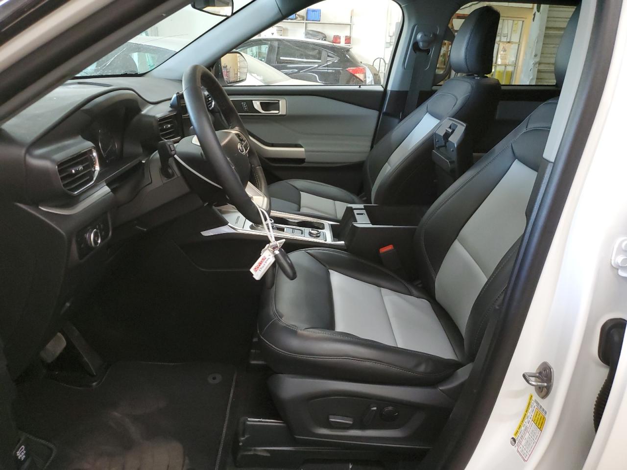 2023 FORD EXPLORER XLT VIN:1FMSK8DH3PGB91167