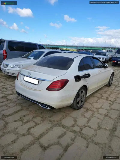 2016 Mercedes-Benz C 200 WDDWF4CB7HF480968 VIN:WDDWF4CB7HF480968