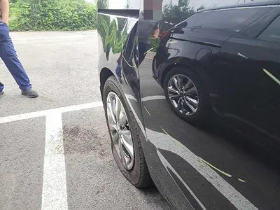 2017 Kia Carnival VIN: