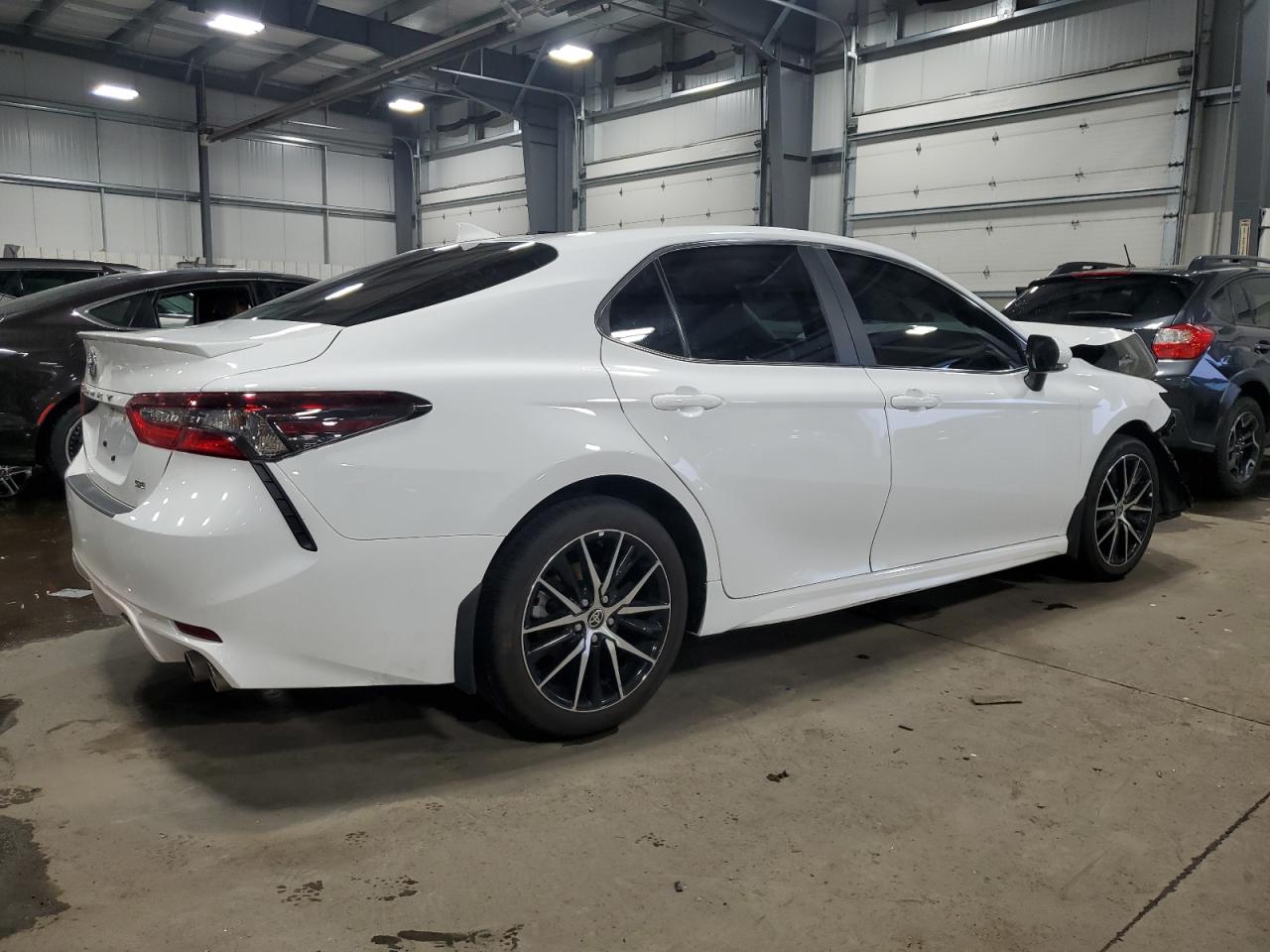 2024 TOYOTA CAMRY SE NIGHT SHADE VIN:4T1G11AK7RU853319