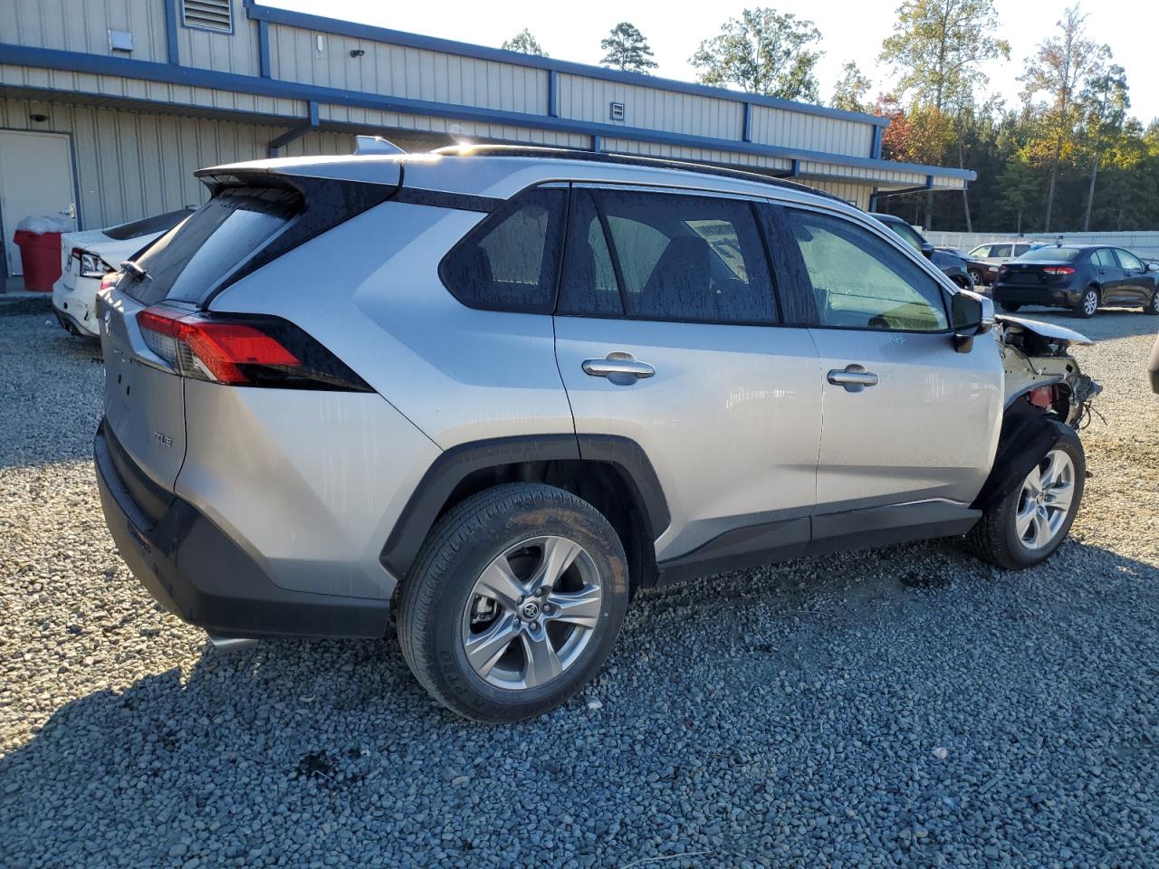 2023 TOYOTA RAV4 XLE VIN:2T3W1RFV5PC223477