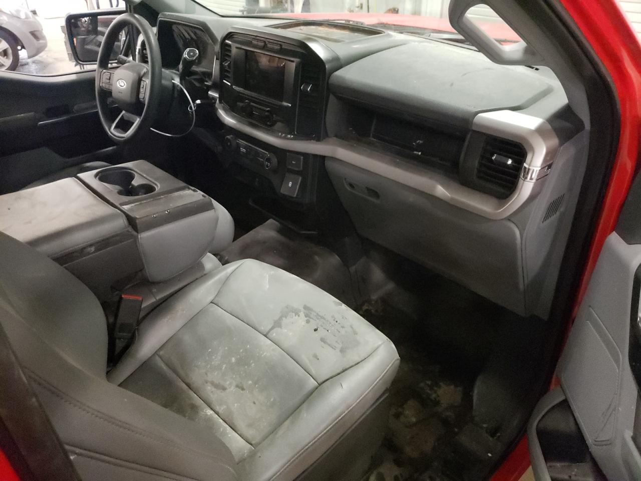 2022 FORD F150  VIN:1FTMF1CB1NKE26925
