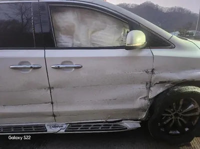 2015 Kia Carnival VIN: