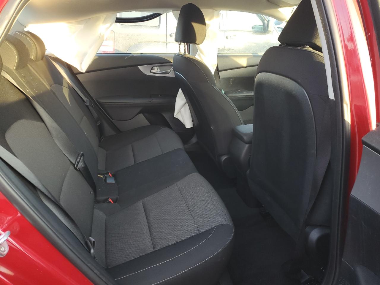 2022 KIA FORTE FE VIN:3KPF24AD8NE492823