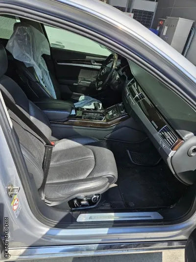 2015 Audi A8 WAUZZZ4H9FN026557 VIN:WAUZZZ4H9FN026557