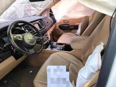 2015 Kia Carnival VIN: