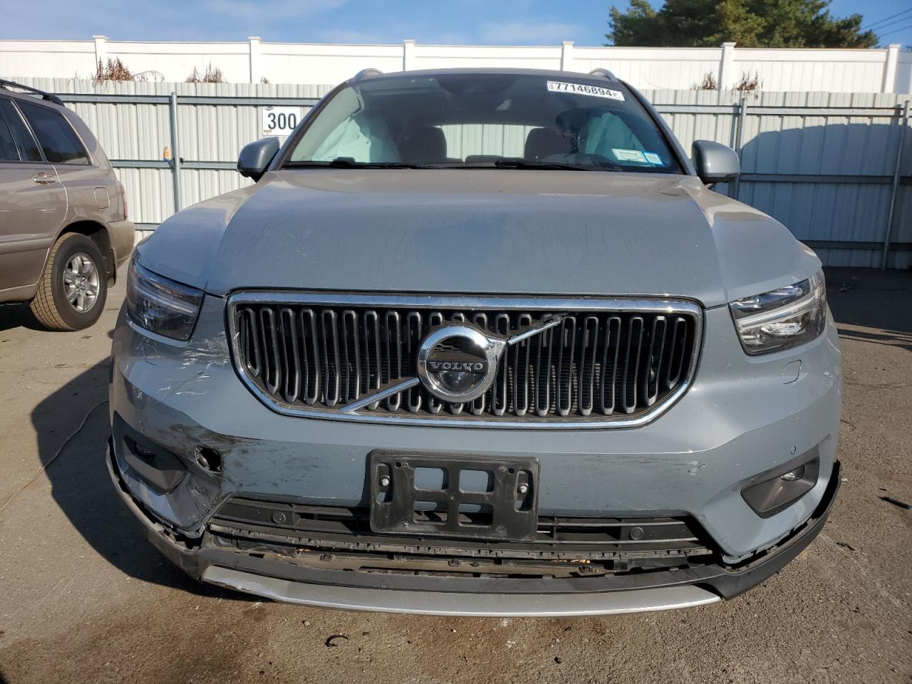 2022 VOLVO XC40 T5 MOMENTUM VIN:YV4162UK5N2734491