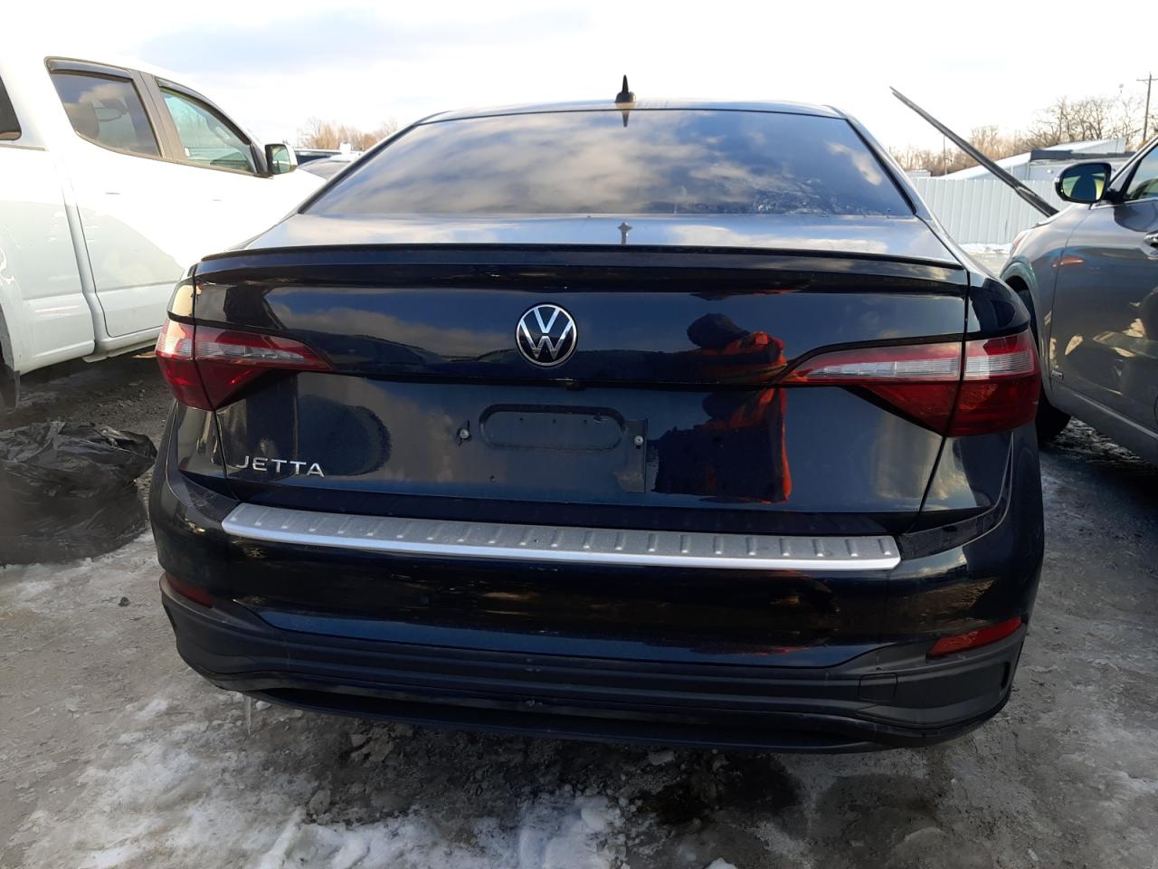 2023 VOLKSWAGEN JETTA SPORT VIN:3VWBM7BU1PM045541