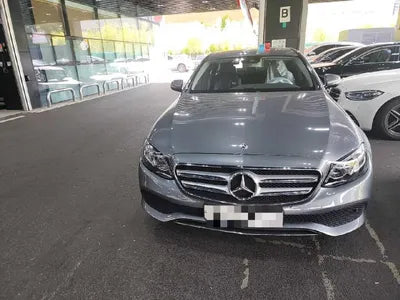 2018 Mercedes-Benz E 220 VIN: