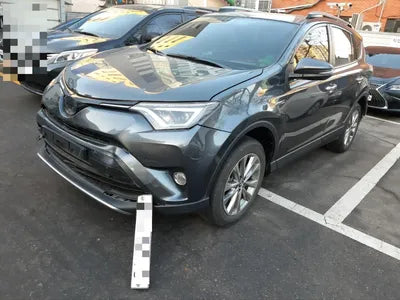 2017 Toyota RAV4 VIN:
