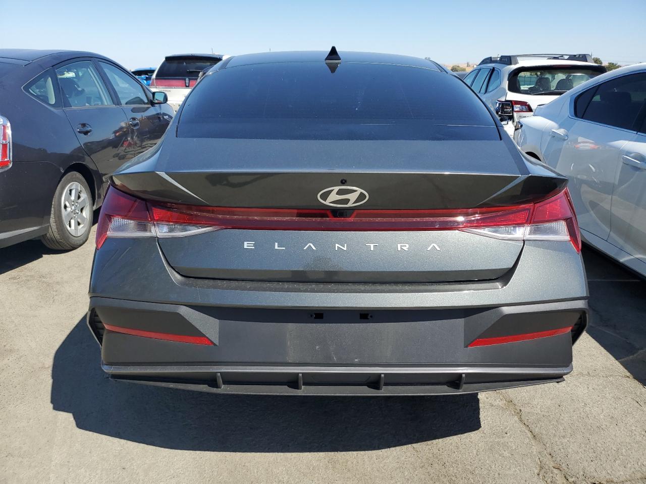 2024 HYUNDAI ELANTRA SEL VIN:KMHLM4DG8RU671093