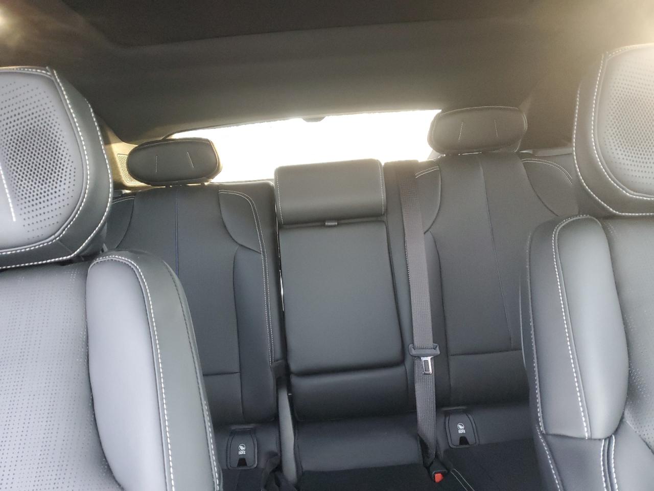 2024 CADILLAC LYRIQ LUXURY VIN:1GYKPRRL0RZ105680