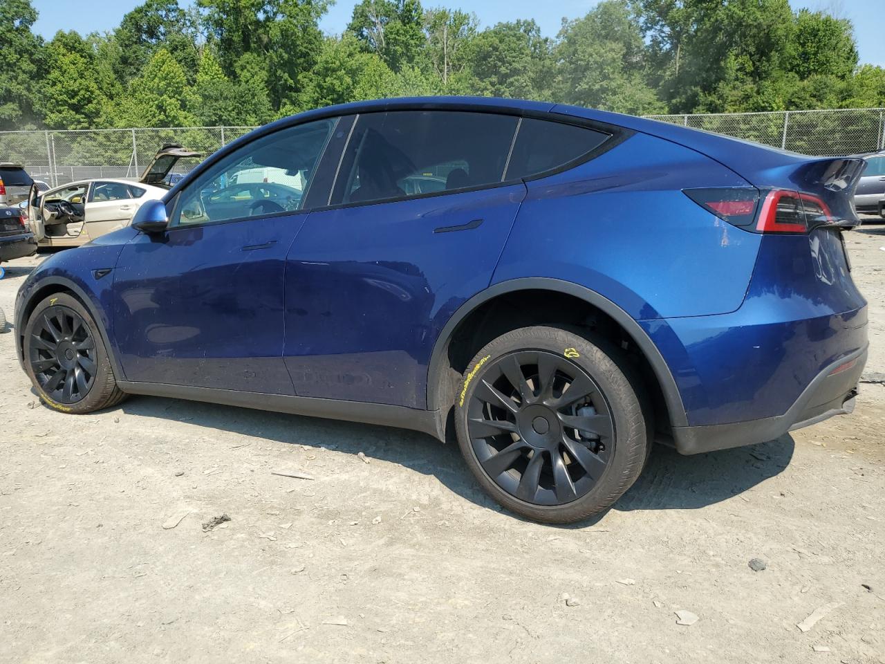 2023 TESLA MODEL Y  VIN:7SAYGDEE1PA026273