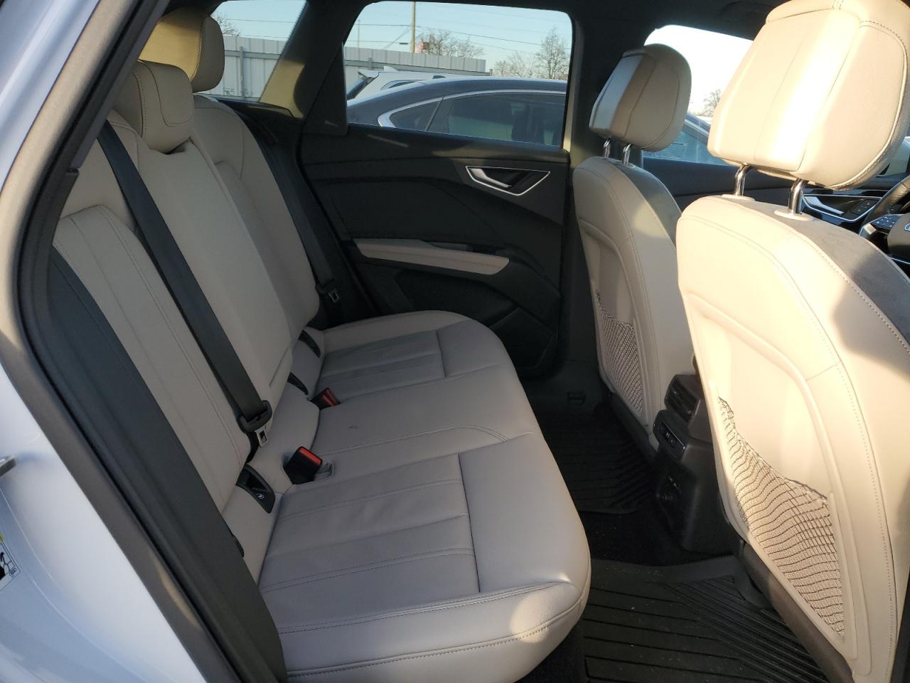2024 AUDI Q4 E-TRON PREMIUM PLUS VIN:WA1LUBFZ2RP041862