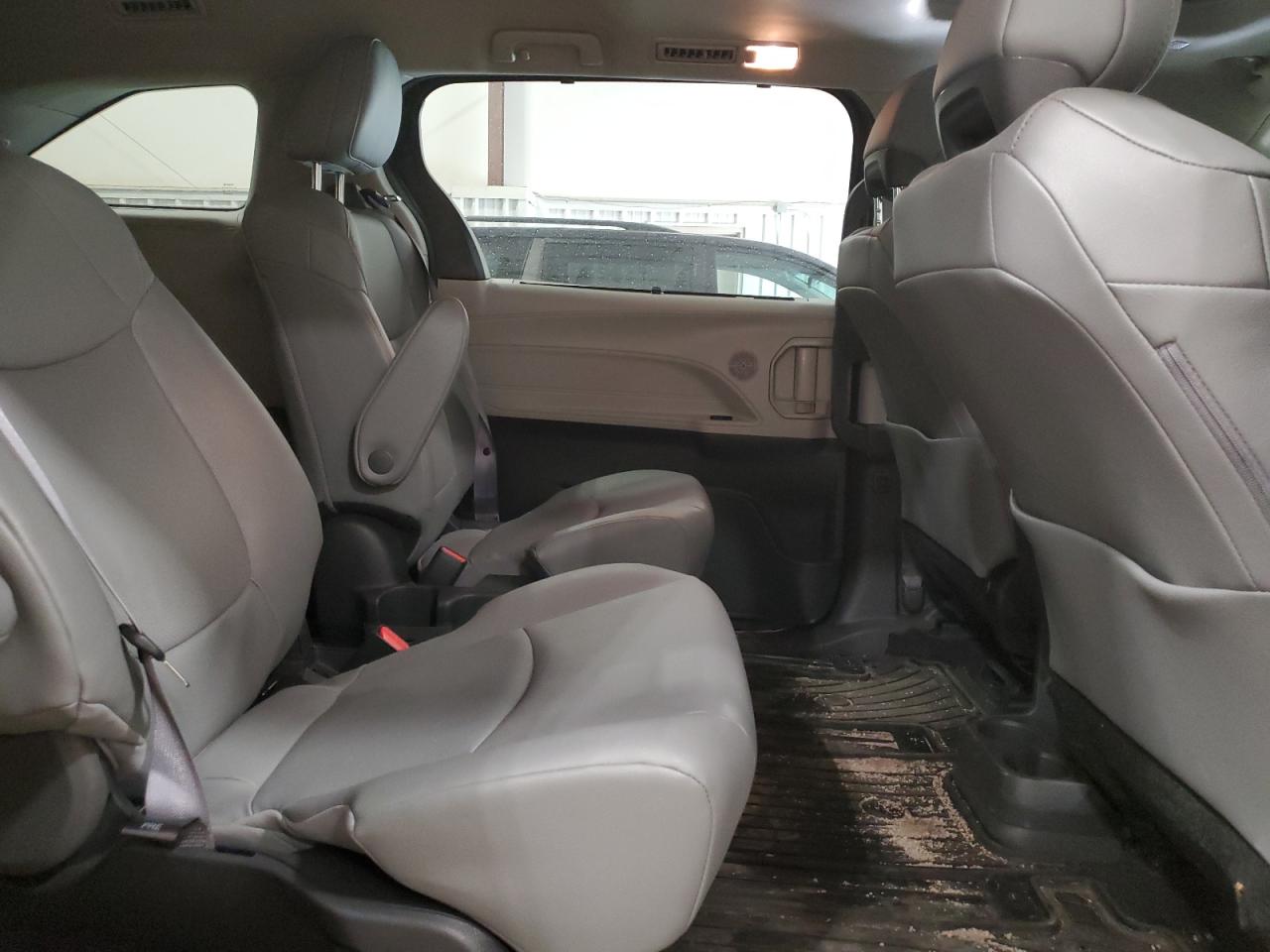 2023 TOYOTA SIENNA XLE VIN:5TDJSKFC2PS099746
