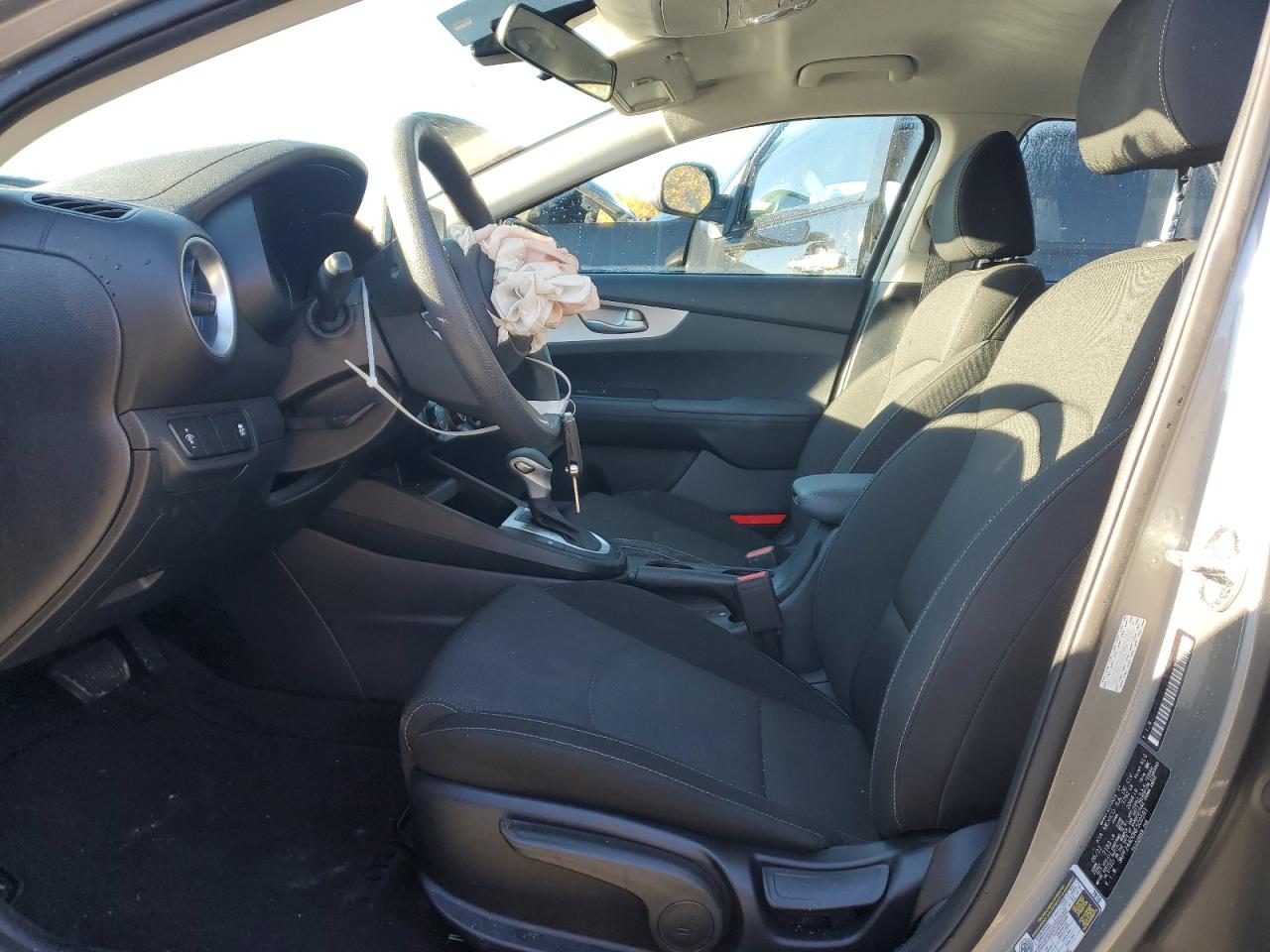 2022 KIA FORTE FE VIN:3KPF24AD0NE500591