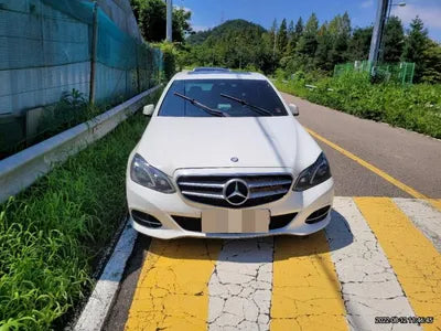 2014 Mercedes-Benz E 220 VIN: