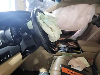 2016 Kia Carnival VIN: