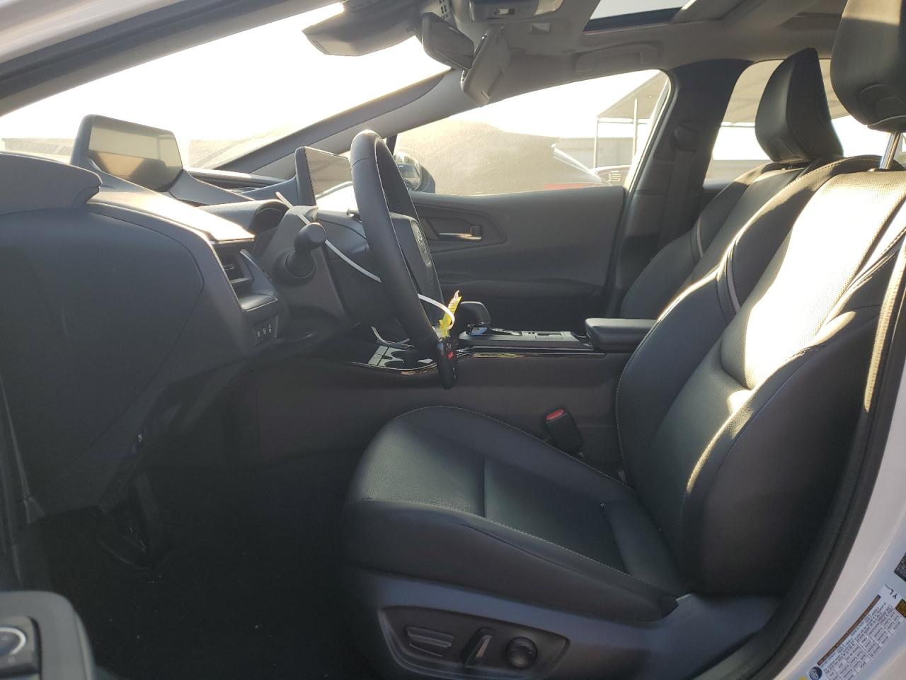 2024 TOYOTA PRIUS LE VIN:JTDACAAU9R3044674