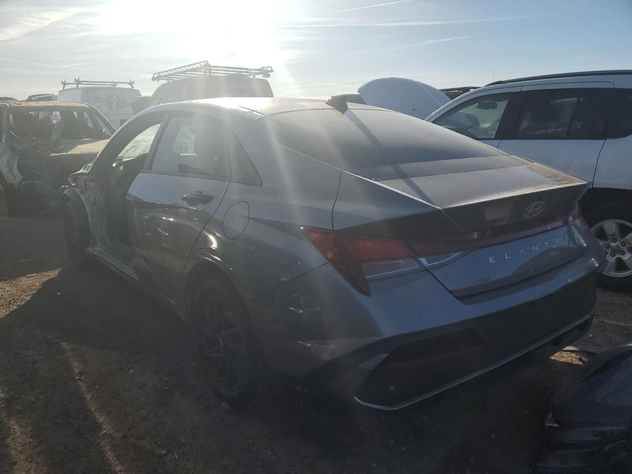 2024 HYUNDAI ELANTRA SEL VIN:KMHLM4DG5RU837652