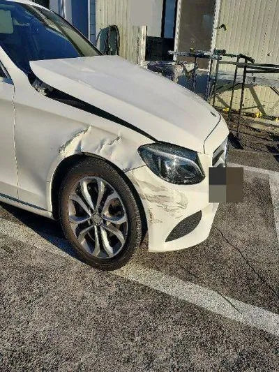 2015 Mercedes-Benz C 200 VIN: