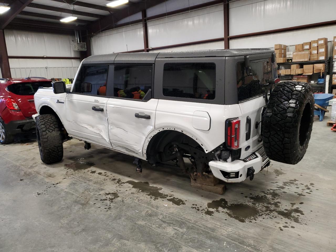 2022 FORD BRONCO BASE VIN:1FMEE5DP9NLB28993