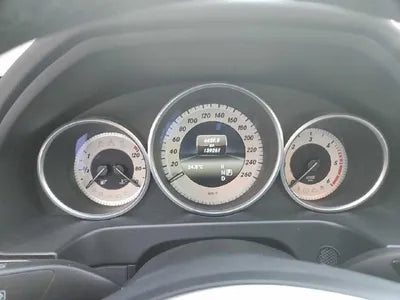 2015 Mercedes-Benz E 220 VIN: