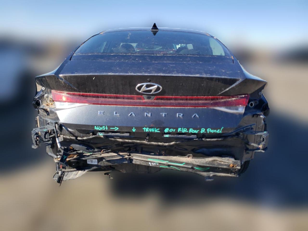 2022 HYUNDAI ELANTRA SEL VIN:5NPLM4AG5NH066400