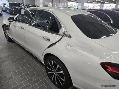 2021 Mercedes-Benz E 300 W1KZF5EBXMA886038 VIN:W1KZF5EBXMA886038