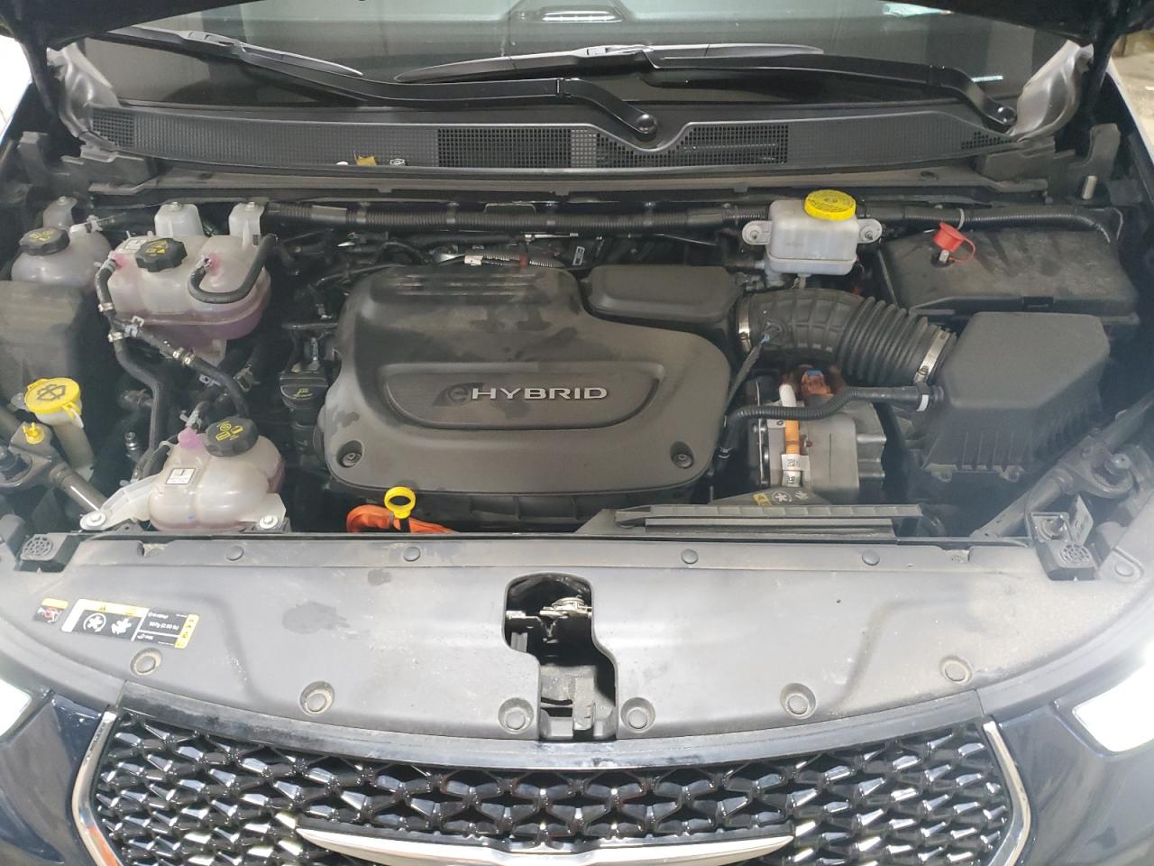 2022 CHRYSLER PACIFICA HYBRID TOURING L VIN:2C4RC1L73NR102368
