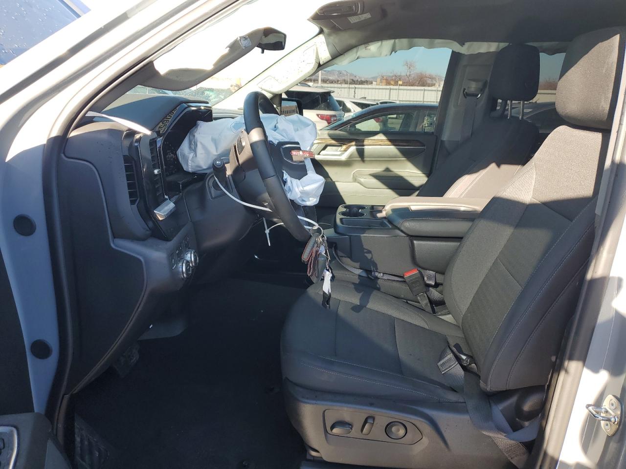 2024 GMC SIERRA K1500 SLE VIN:3GTUUBEDXRG371186