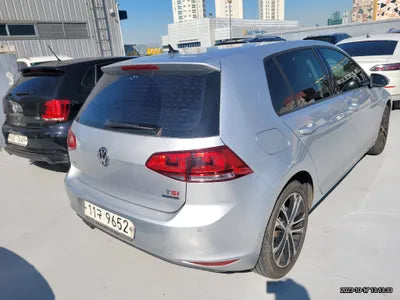 2014 Volkswagen Golf VIN: