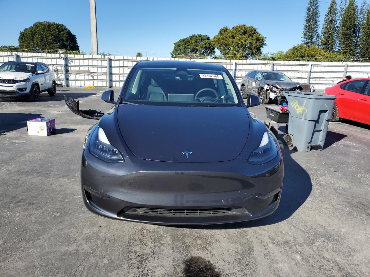 2024 TESLA MODEL Y  VIN:7SAYGDEEXRA256106