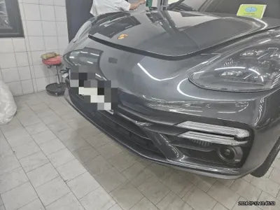 2023 Porsche Panamera VIN: