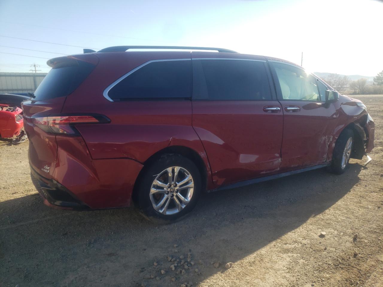 2022 TOYOTA SIENNA XSE VIN:5TDDSKFC3NS048217