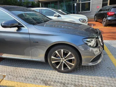 2019 Mercedes-Benz E 300 VIN: