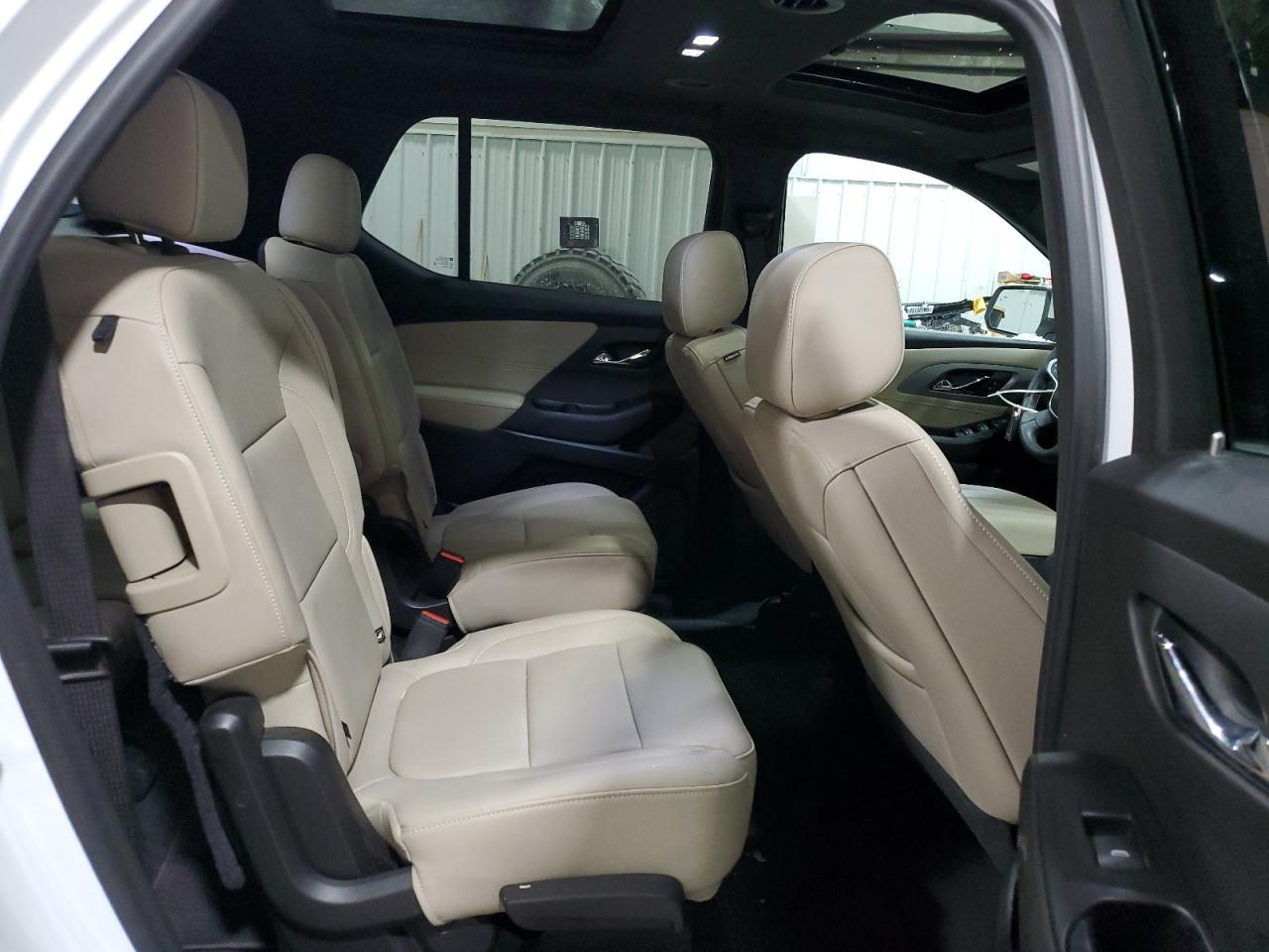 2022 CHEVROLET TRAVERSE LT VIN:1GNEVHKW1NJ126707