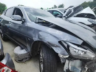 2015 Infiniti Q70 VIN: