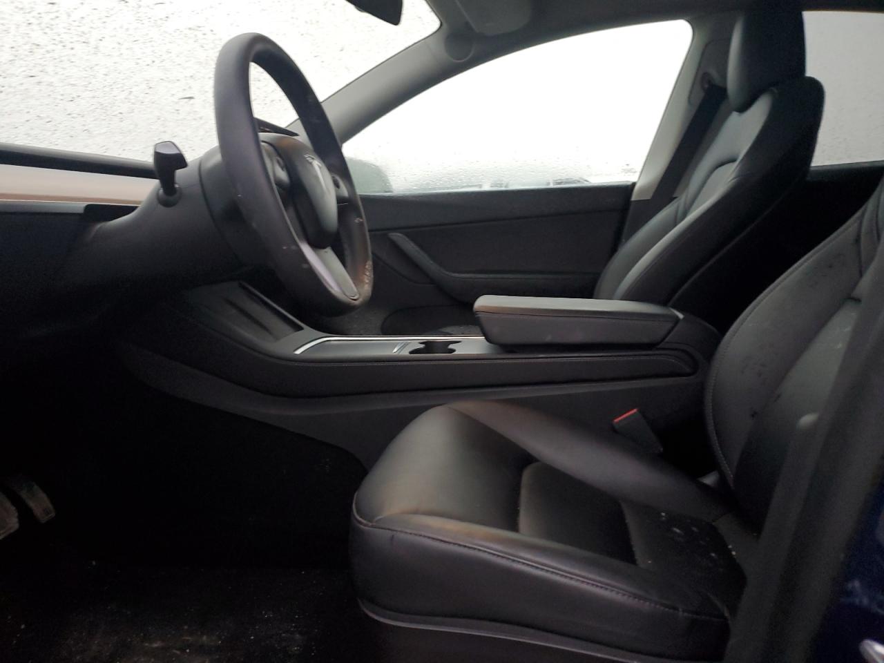 2022 TESLA MODEL Y  VIN:7SAYGDEE9NF356601
