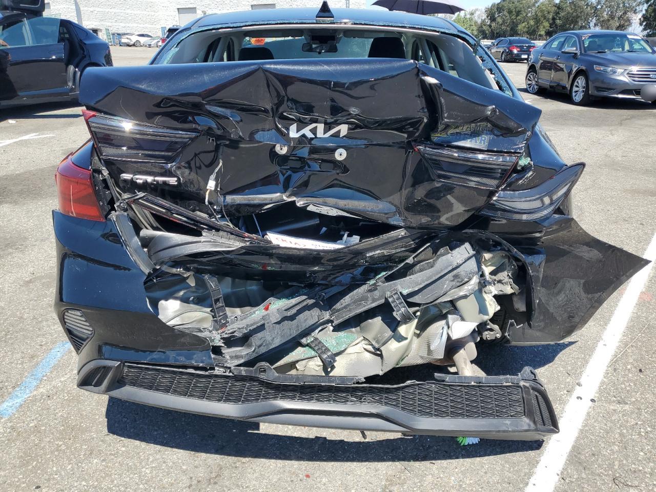 2022 KIA FORTE FE VIN:3KPF24AD2NE425120