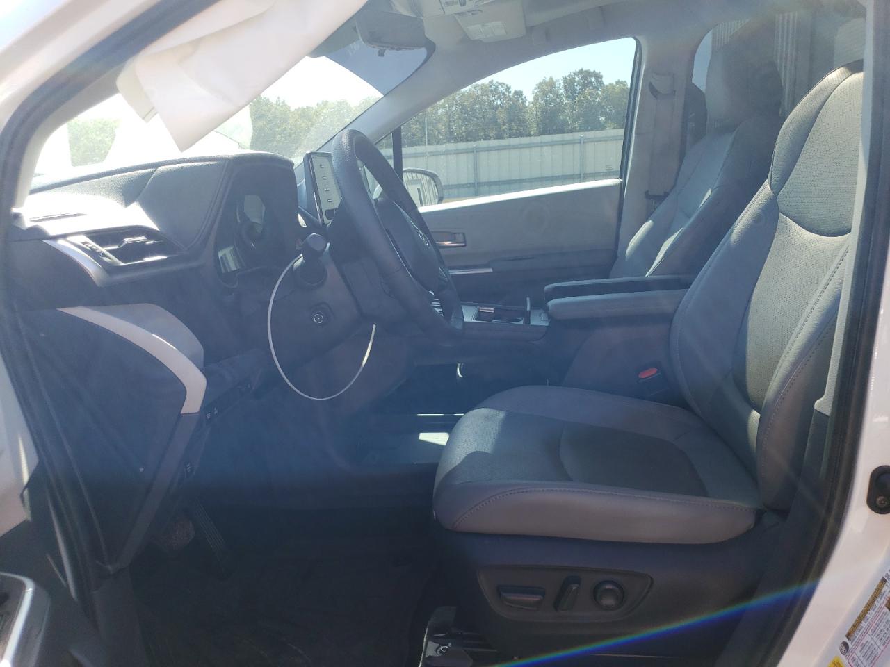 2022 TOYOTA SIENNA LIMITED VIN:5TDZRKEC6NS088665