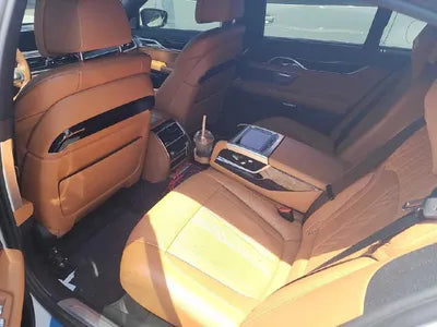 2017 BMW 740 VIN: