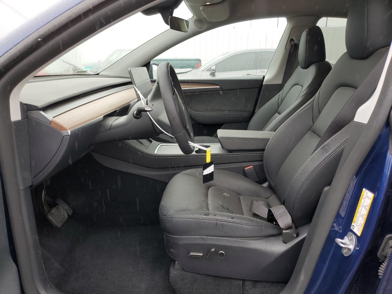 2024 TESLA MODEL Y  VIN:7SAYGDEE6RF060277