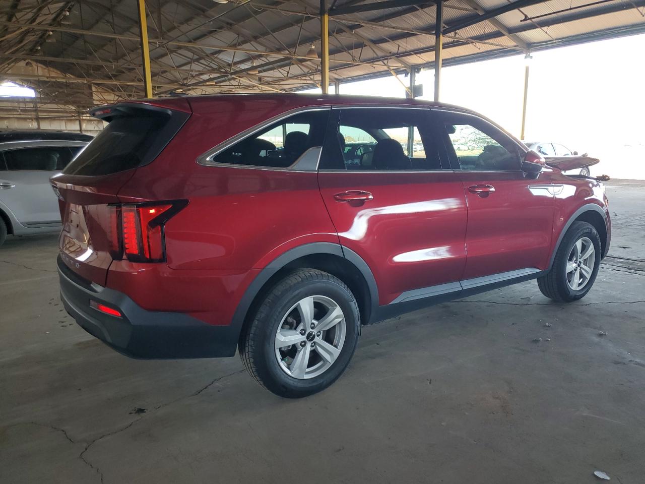 2022 KIA SORENTO LX VIN:5XYRGDLC4NG083787