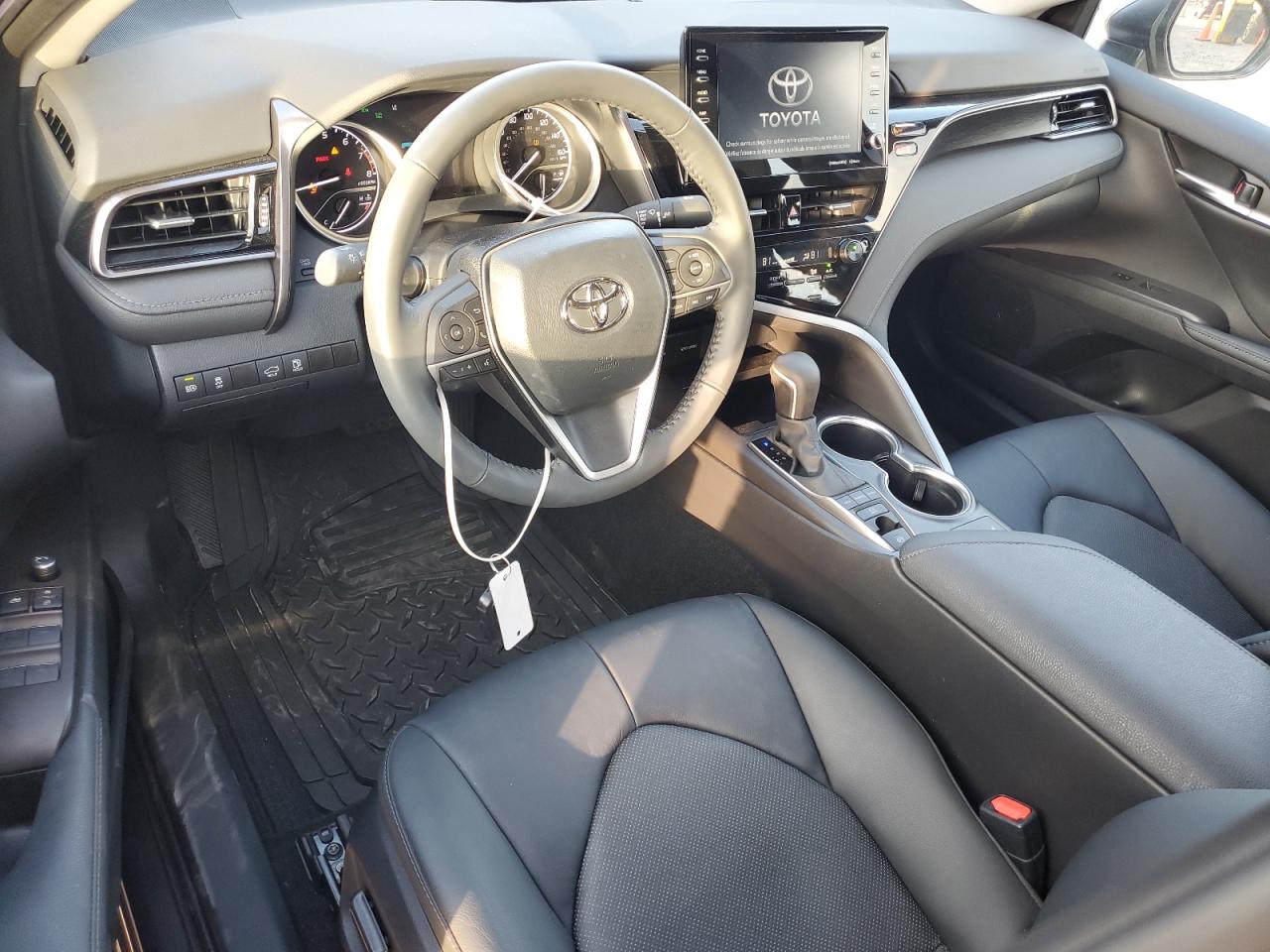 2024 TOYOTA CAMRY XLE VIN:4T1F11AK9RU224429