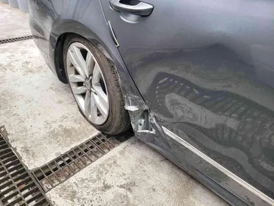 2018 Volkswagen Passat 1VWZZZA3ZJC037143 VIN:1VWZZZA3ZJC037143