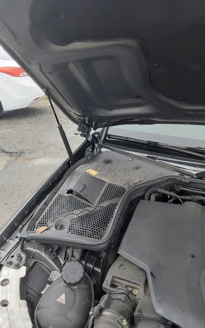 2017 mercedes benz c class WDDWF0EB7HR236869 VIN:WDDWF0EB7HR236869